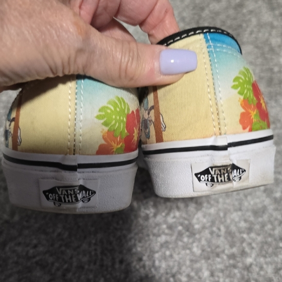 Disney Vans Off The Wall Sneakers Size 10 - Picture 4 of 6